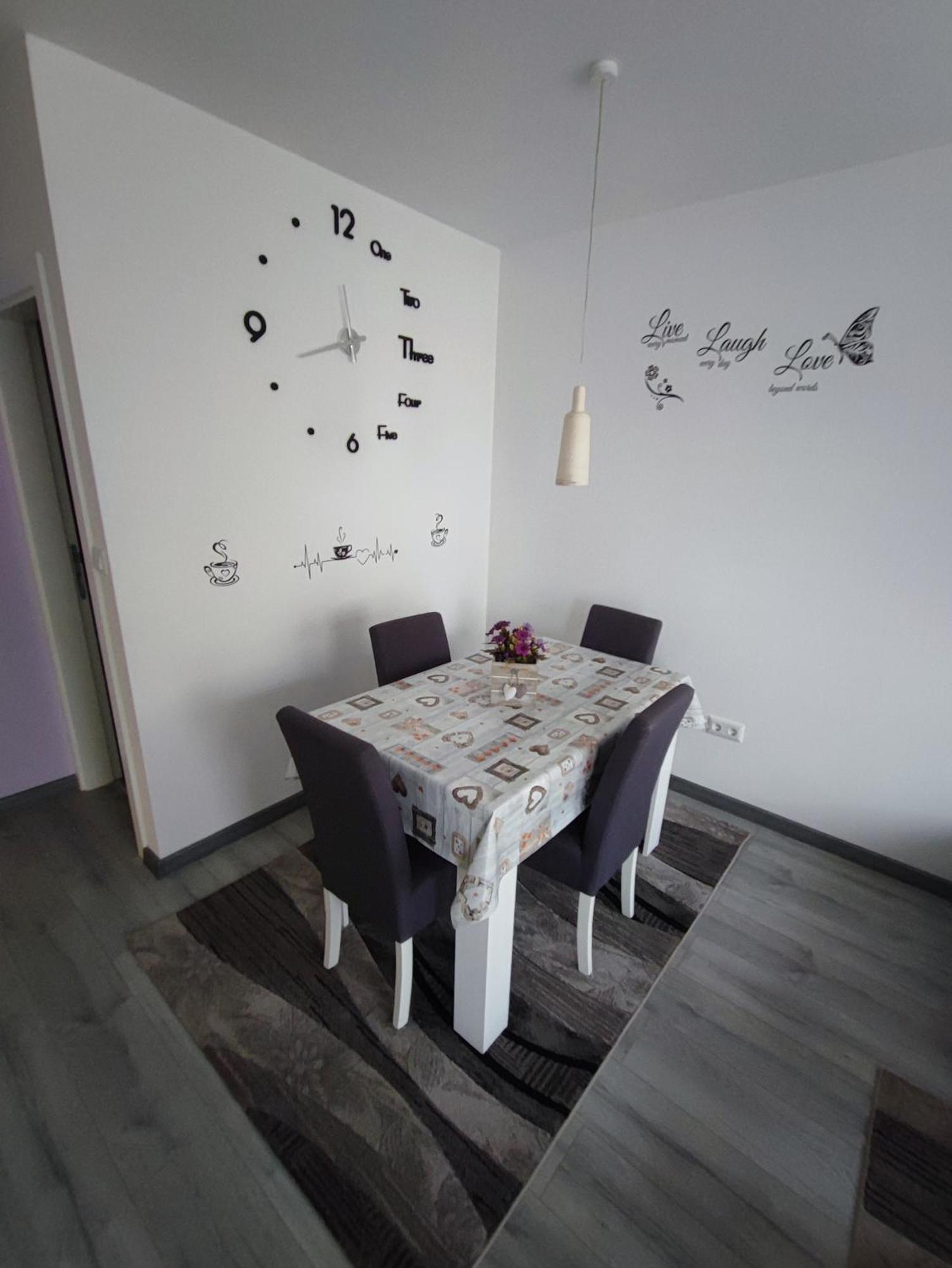 Stan Na Dan Apartman Krisfil Prnjavor Exterior photo